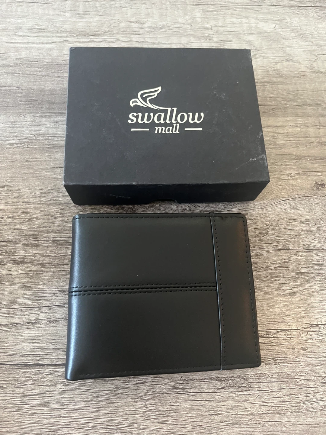 Swallow Mall Black Bifold Wallet - photo 2