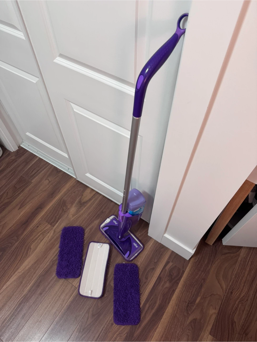 Swiffer WetJet Floor Cleaner Mop