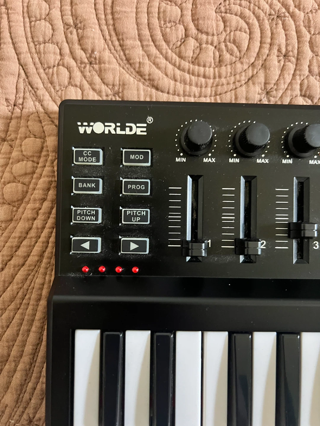 Worlde Panda MINI Portable MIDI Keyboard Controller - photo 2