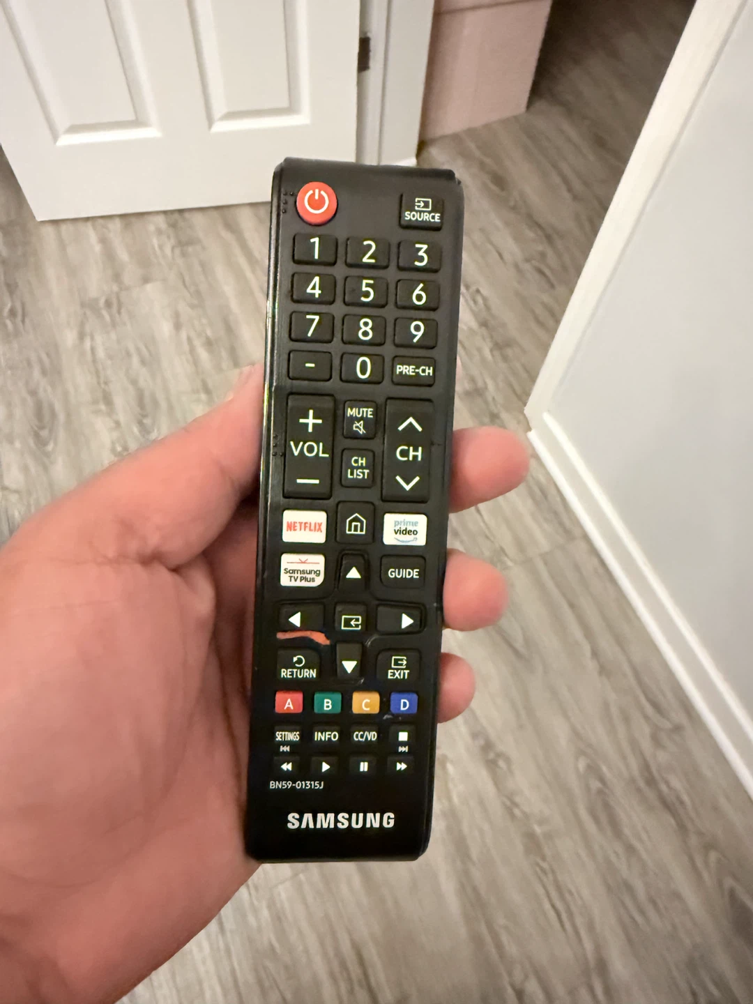 Samsung 50” Smart TV - photo 3