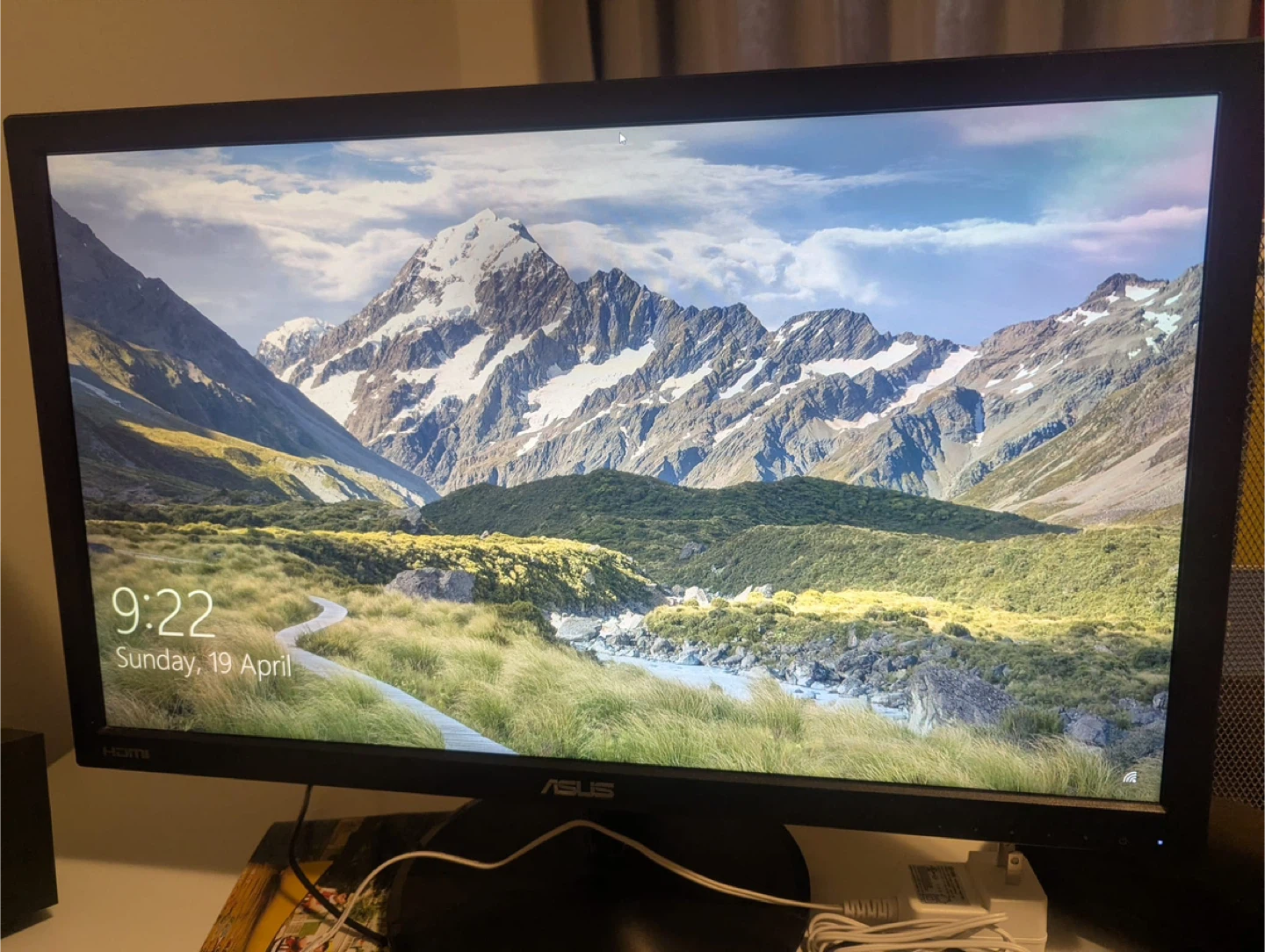 ASUS VP228H Monitor