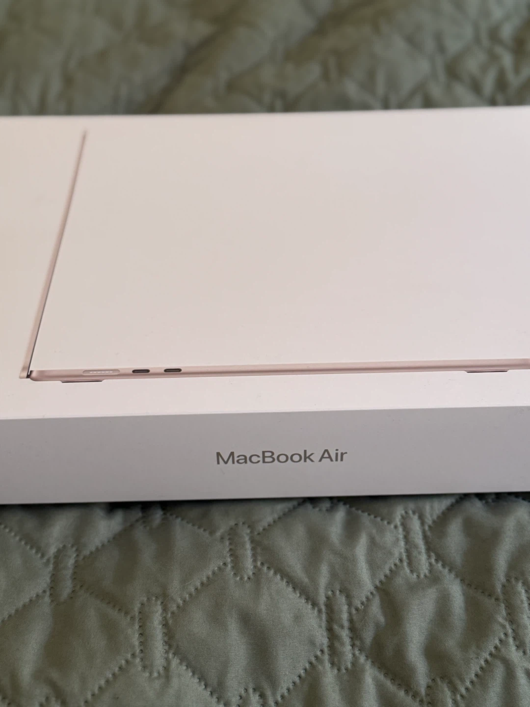 Apple MacBook Air Laptop