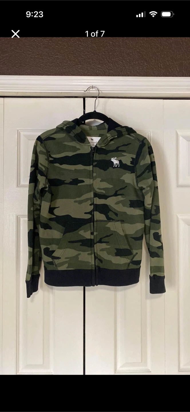 Abercrombie & Fitch Kids Camo Zip Up Sweater