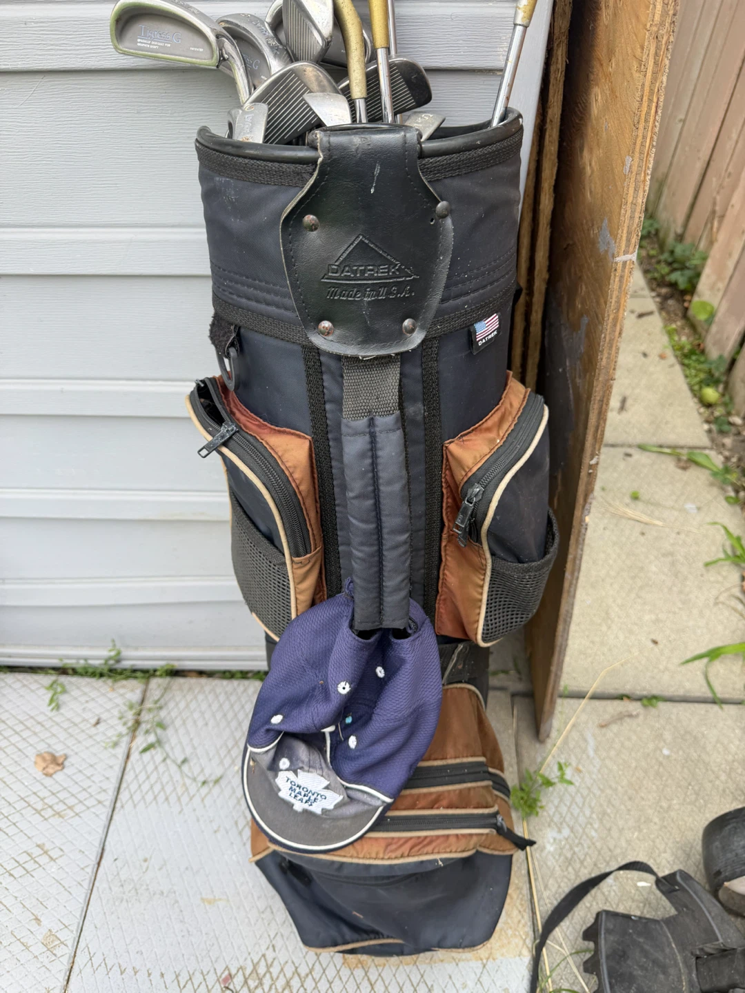 Datrek Golf Bag with Lynx Clubs - photo 2
