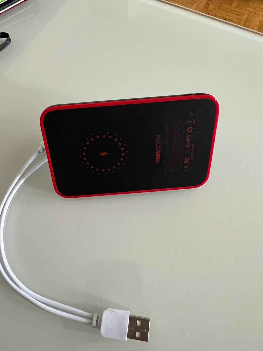 Veektomx VT031 Wireless Charging Power Bank 5000mAh - photo 3