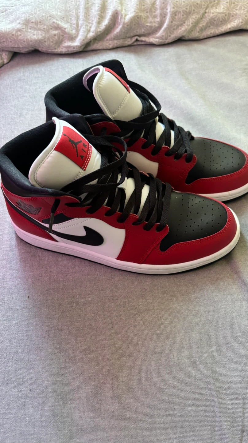 Air Jordan 1 Mid SE Men's Shoes
