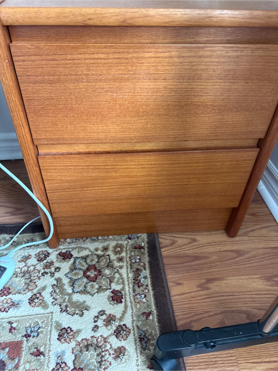 Wooden Dresser with 5 Drawers - photo 3