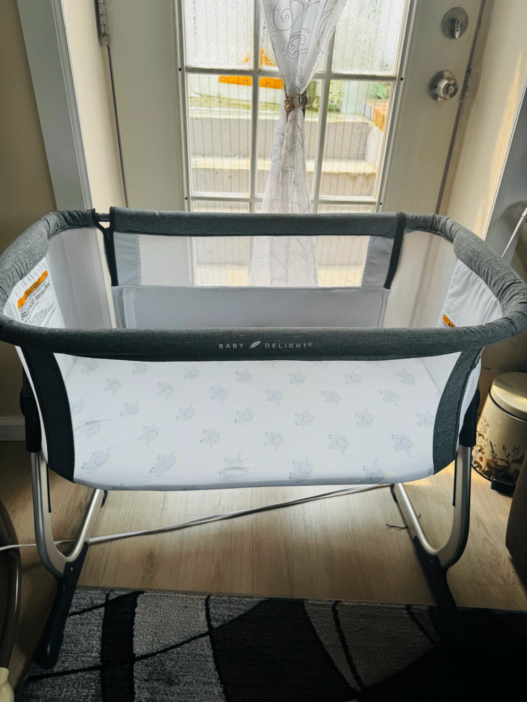 Baby Delight Bassinet – Gray, Excellent Condition - photo 3