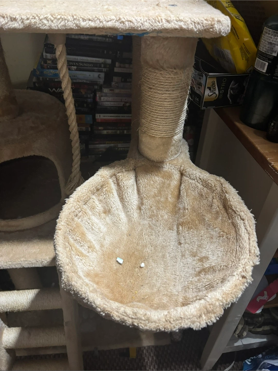 Multi-level Cat Tree with scratching posts - photo 4