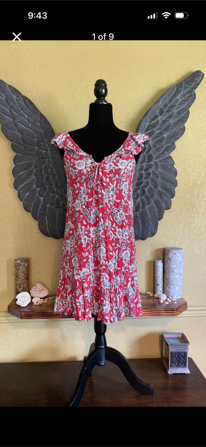 American Eagle Outfitters Floral Lace Up Chest And Ruffles Dress