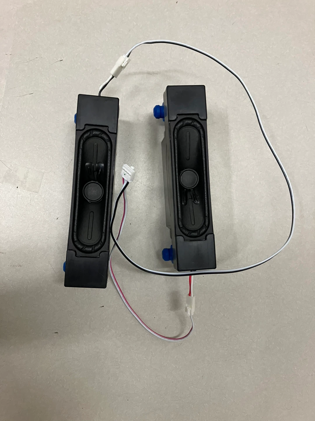 Speakers - photo 2