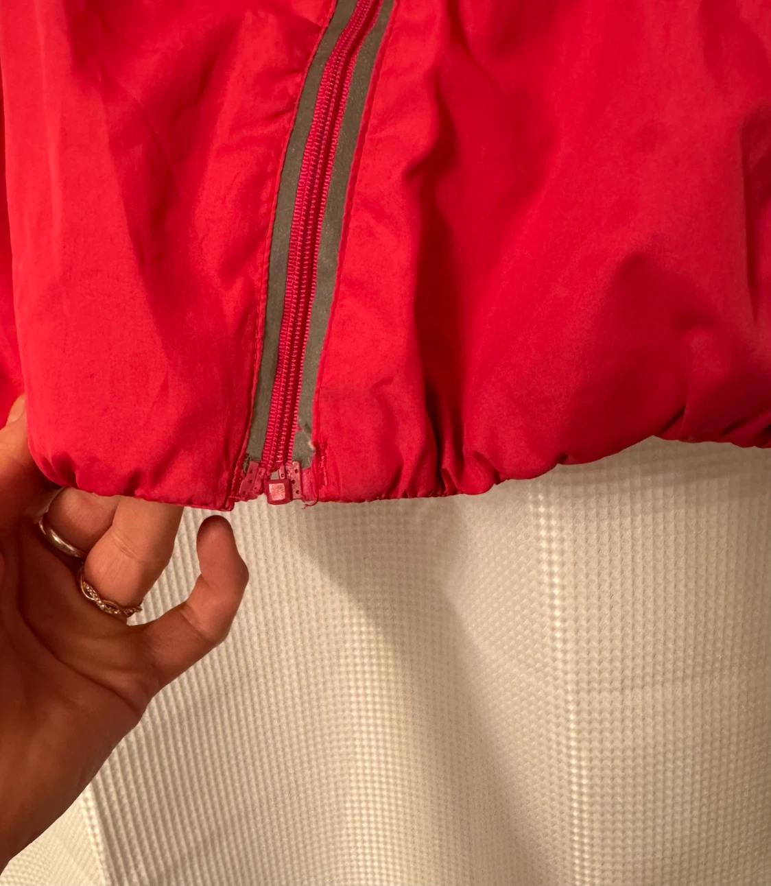 Lululemon Pink Hooded Jacket Size 4 - photo 3