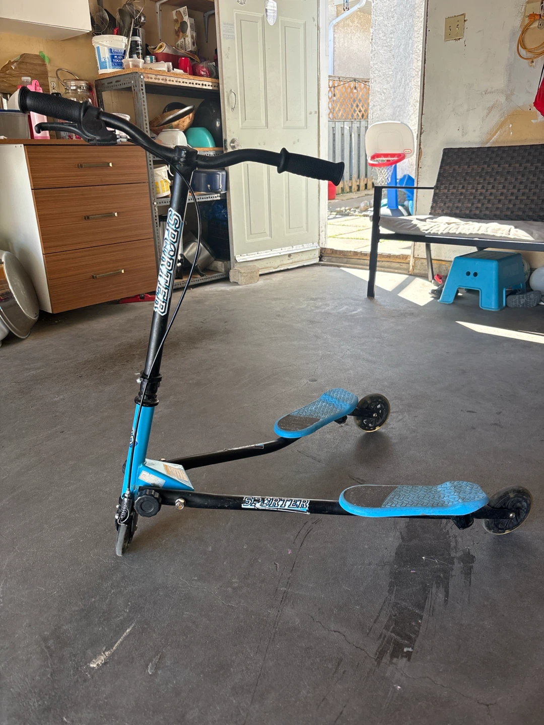 Sportspower 3-Wheel Scooter
