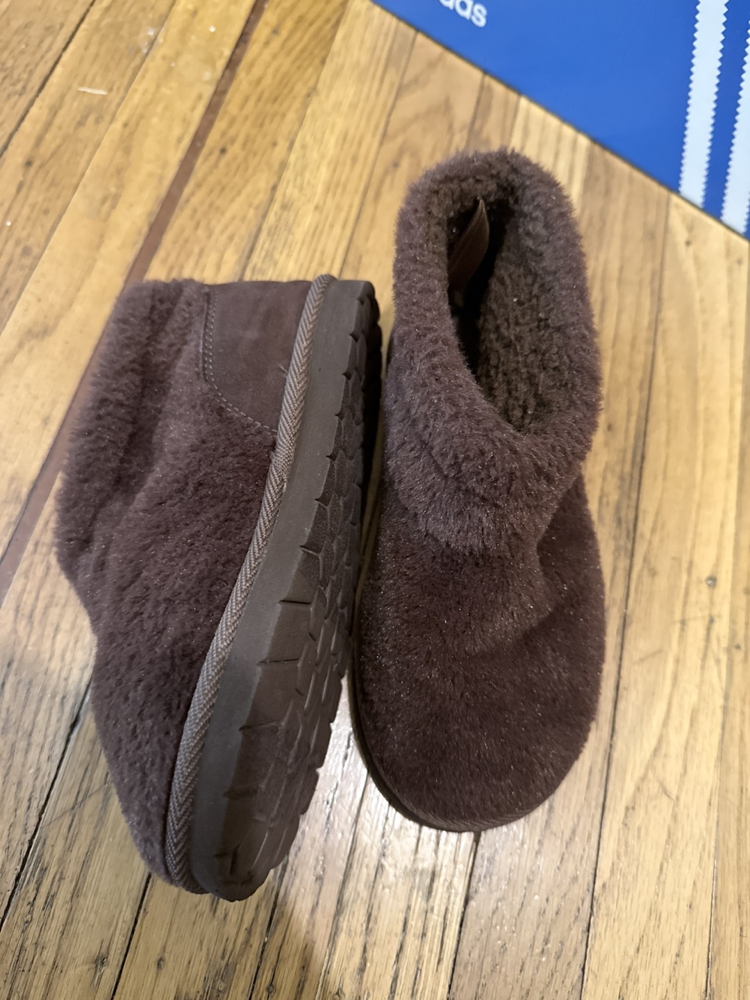 Girl Gap  Brown Fleece Slippers - Size 7/8 - photo 3