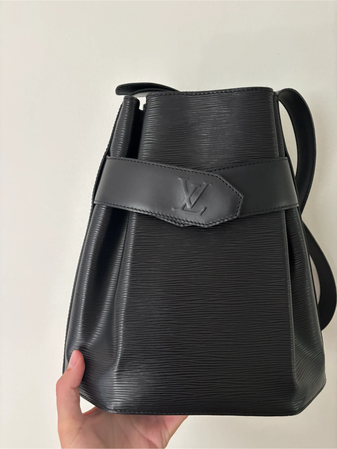 Louis Vuitton Epi Leather Pochette Vestiaire Bag Black