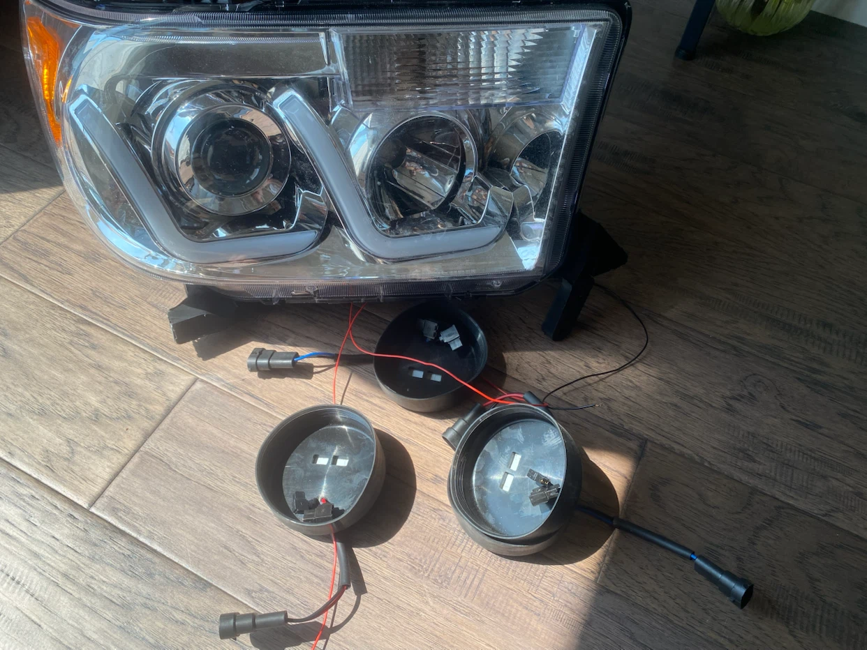 Headlight Fit Toyota - photo 5