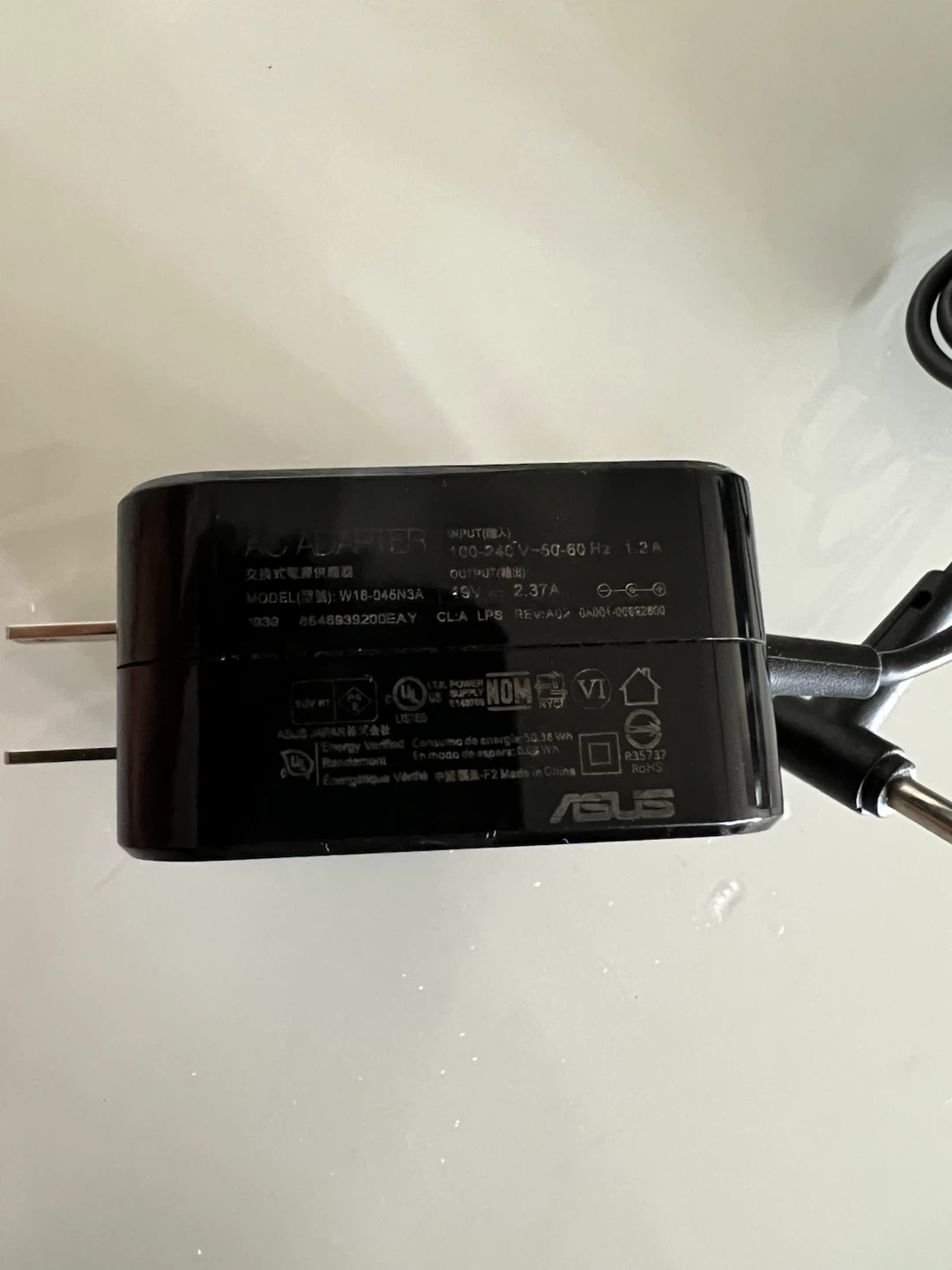 ASUS AC Adapter 19V 2.37A - photo 2