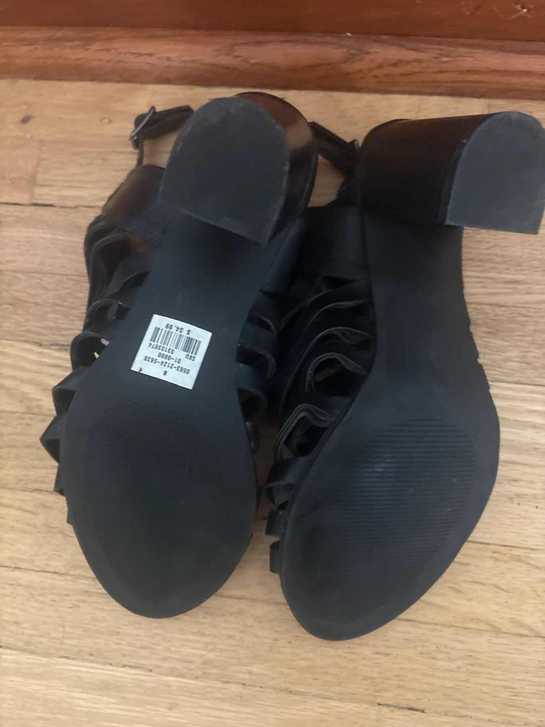 Black strappy heeled sandals - photo 3