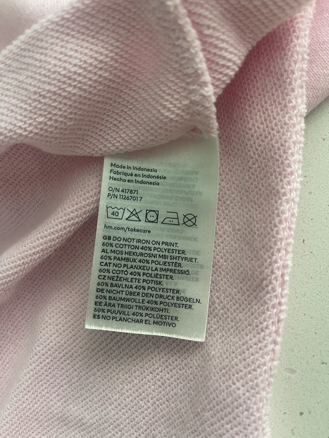 H&M Green Day Pink Cropped Sweatshirt - photo 4
