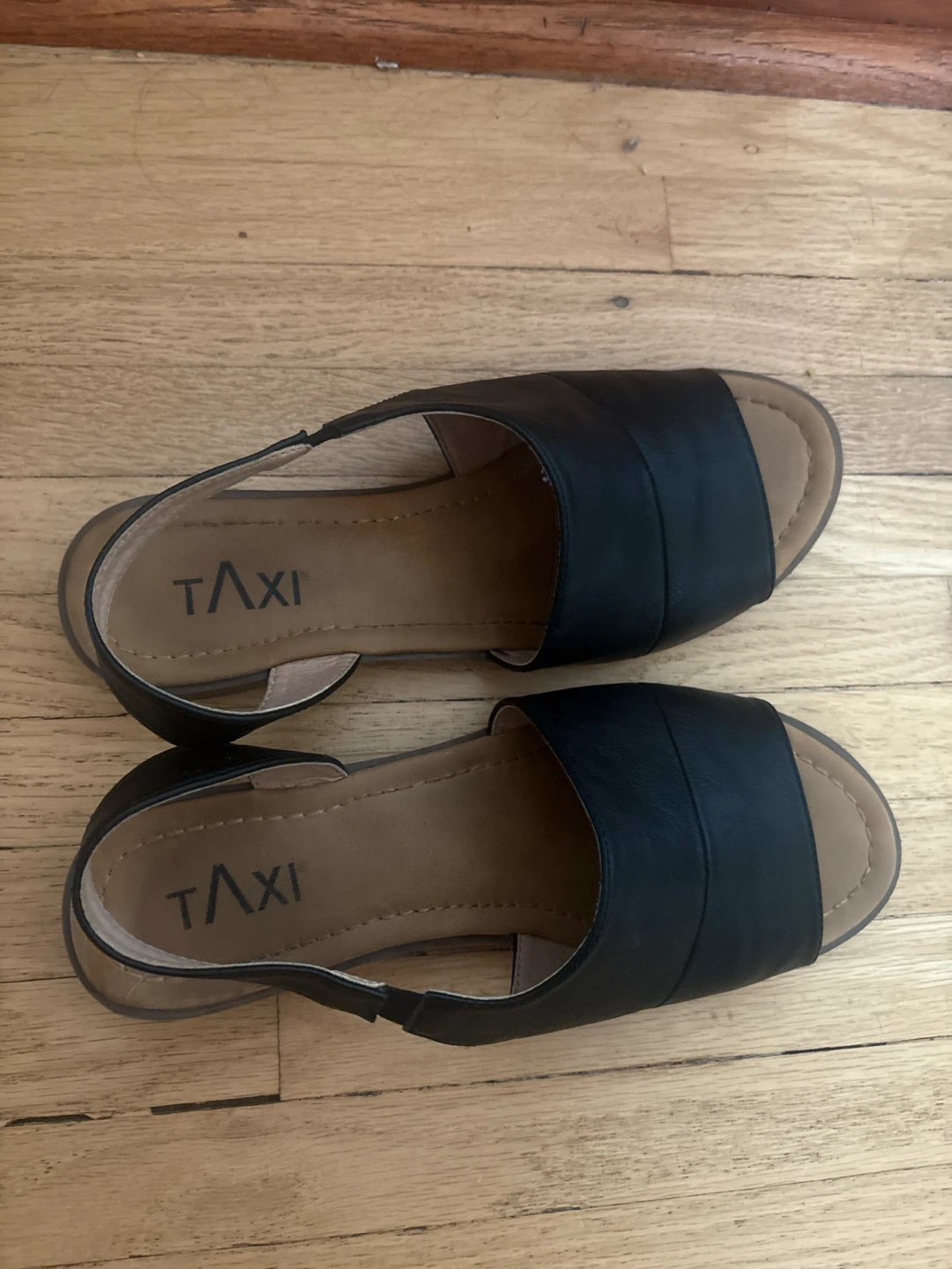 TAXI Black Slingback Sandals Size 8 - photo 2