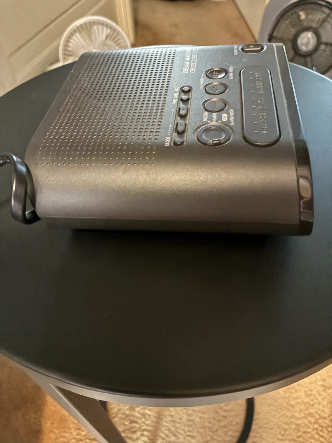Sony Dream Machine AM/FM Clock Radio - photo 3