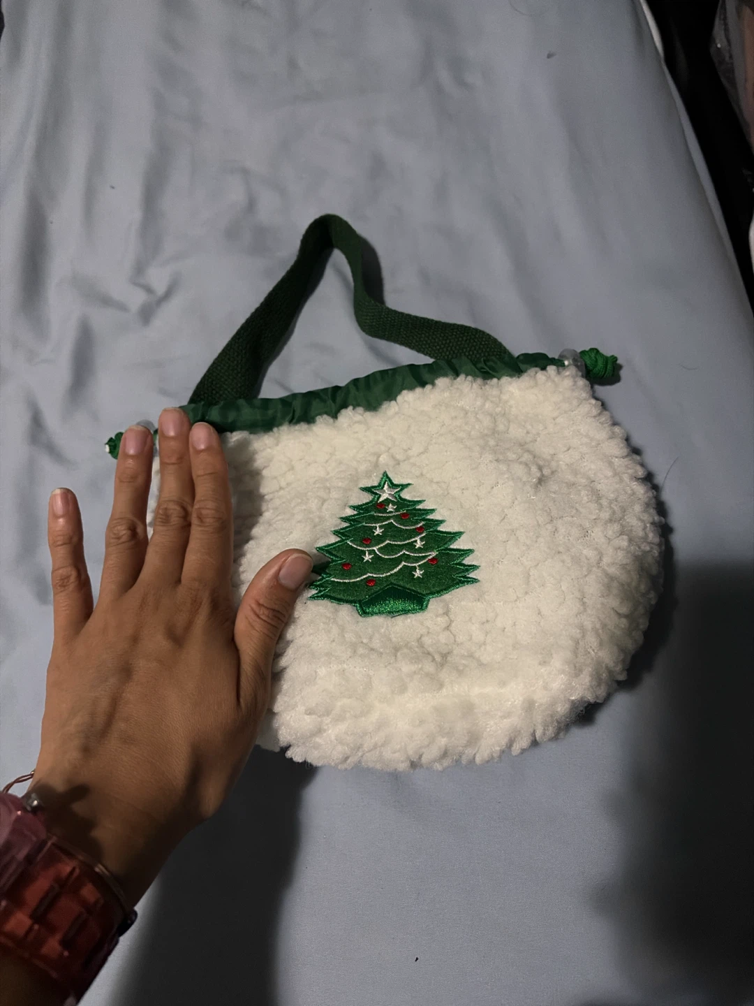 White Sherpa Drawstring Bag with Christmas Tree - photo 3