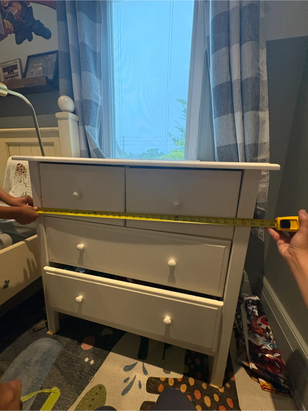 White 4-Drawer Dresser - photo 4
