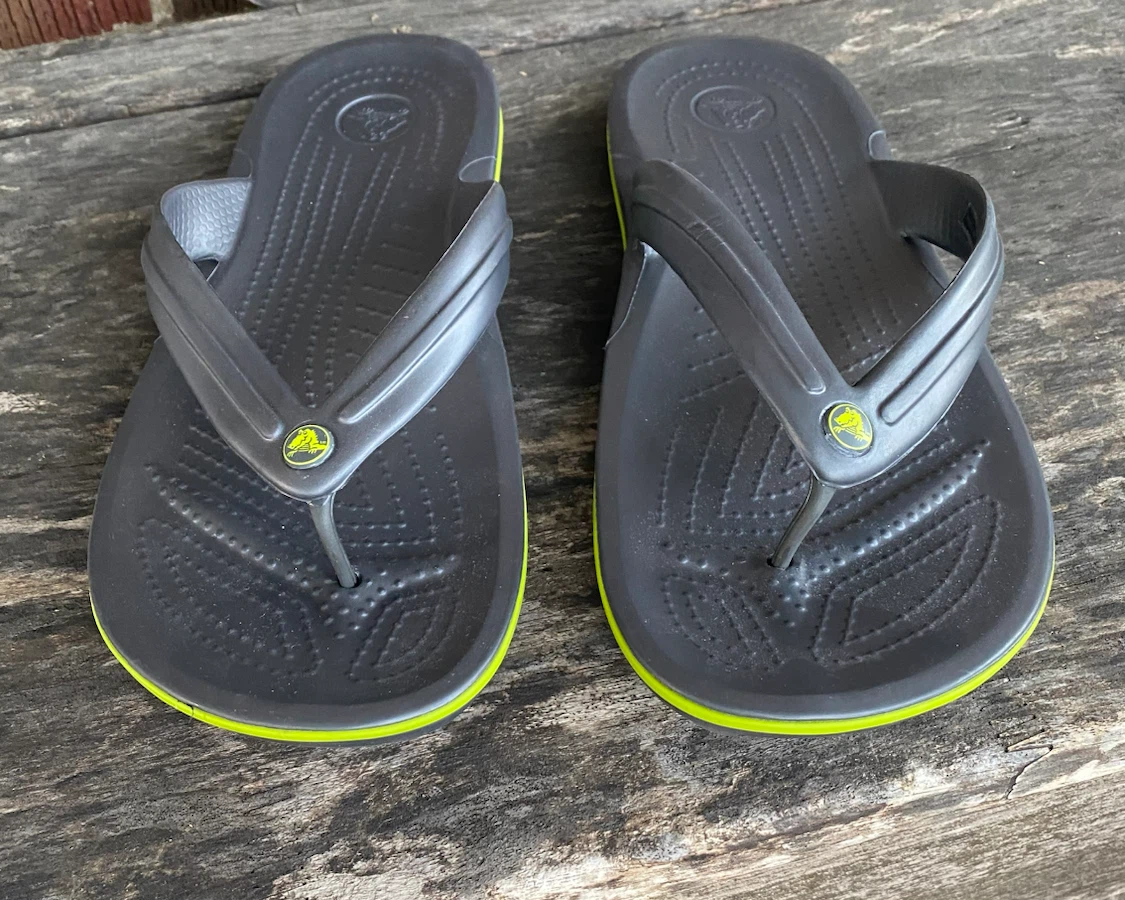 New Crocs Flip Flops, Unisex W10/M8 - photo 2