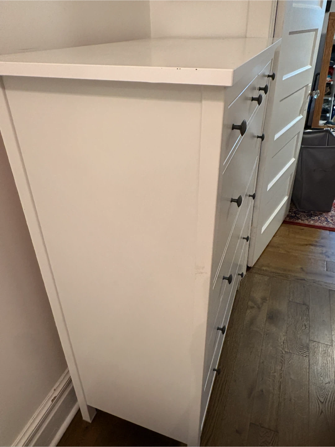 White 6-Drawer Dresser - photo 3