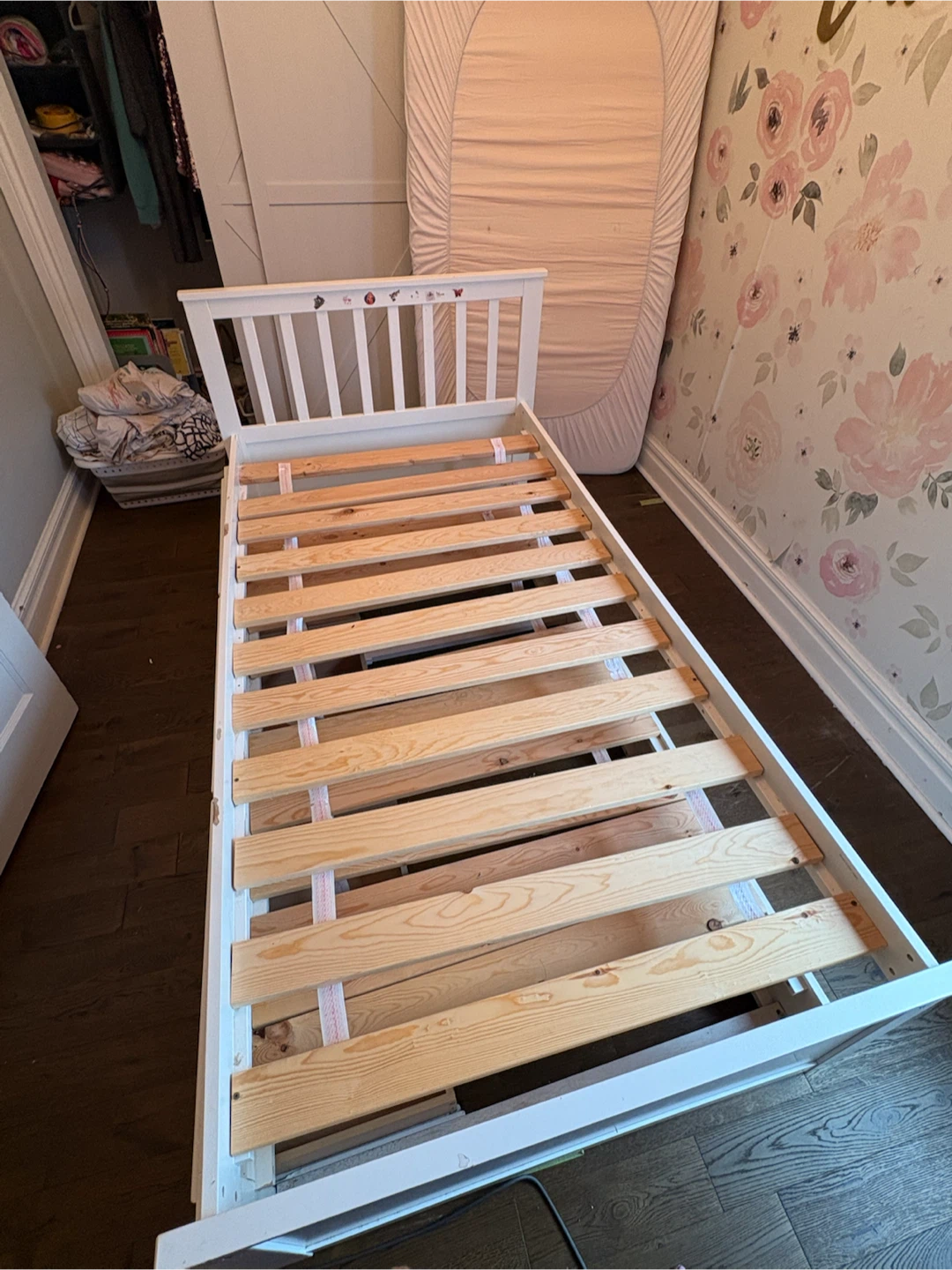 White Toddler Bed Frame with Slats - photo 3