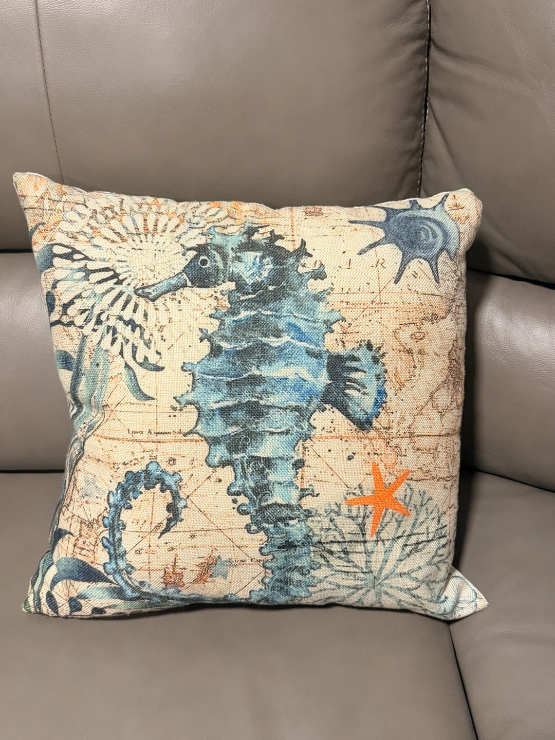 4 Throw Pillows- Nautical Theme (includes pillows & covers) - photo 4