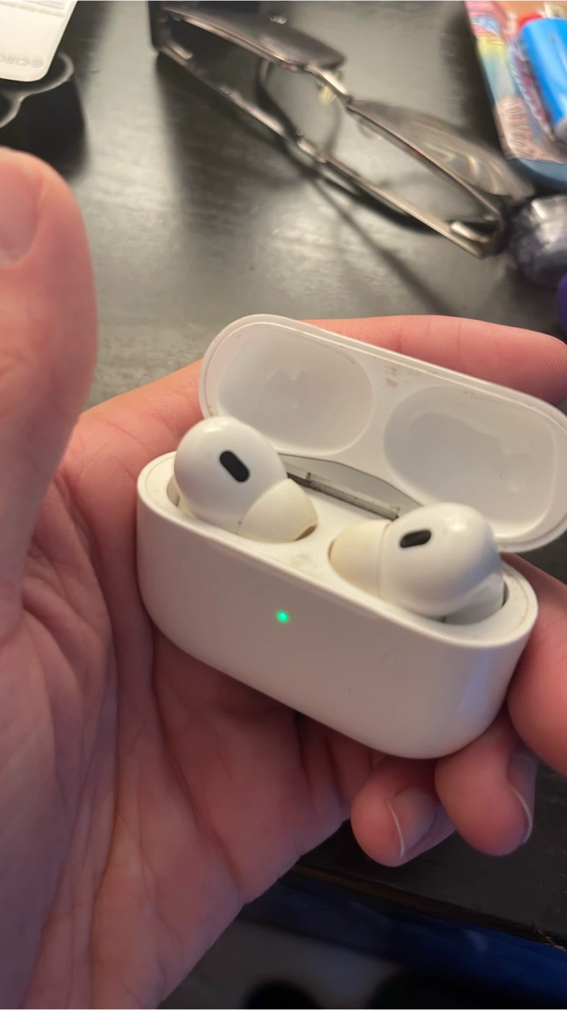 Apple AirPods Pro (2nd Gen) Wireless Earbuds