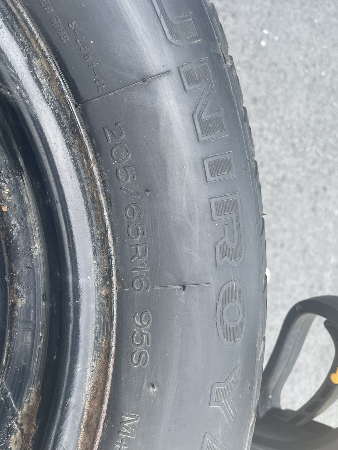 Uniroyal Tiger Paw Tire with Steel Rim - photo 4