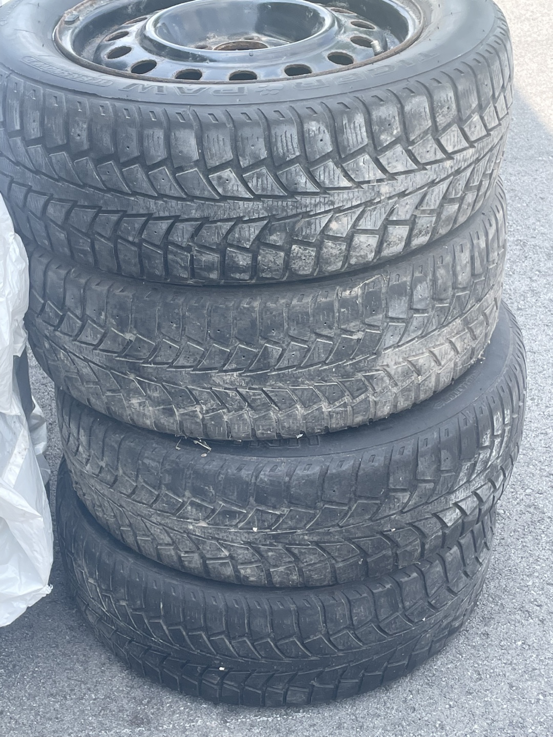 Uniroyal Tiger Paw Tire with Steel Rim - photo 2