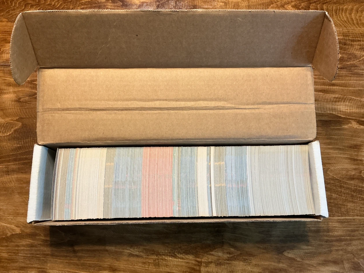 Montreal Expos Box of Baseball Cards Collection - photo 2