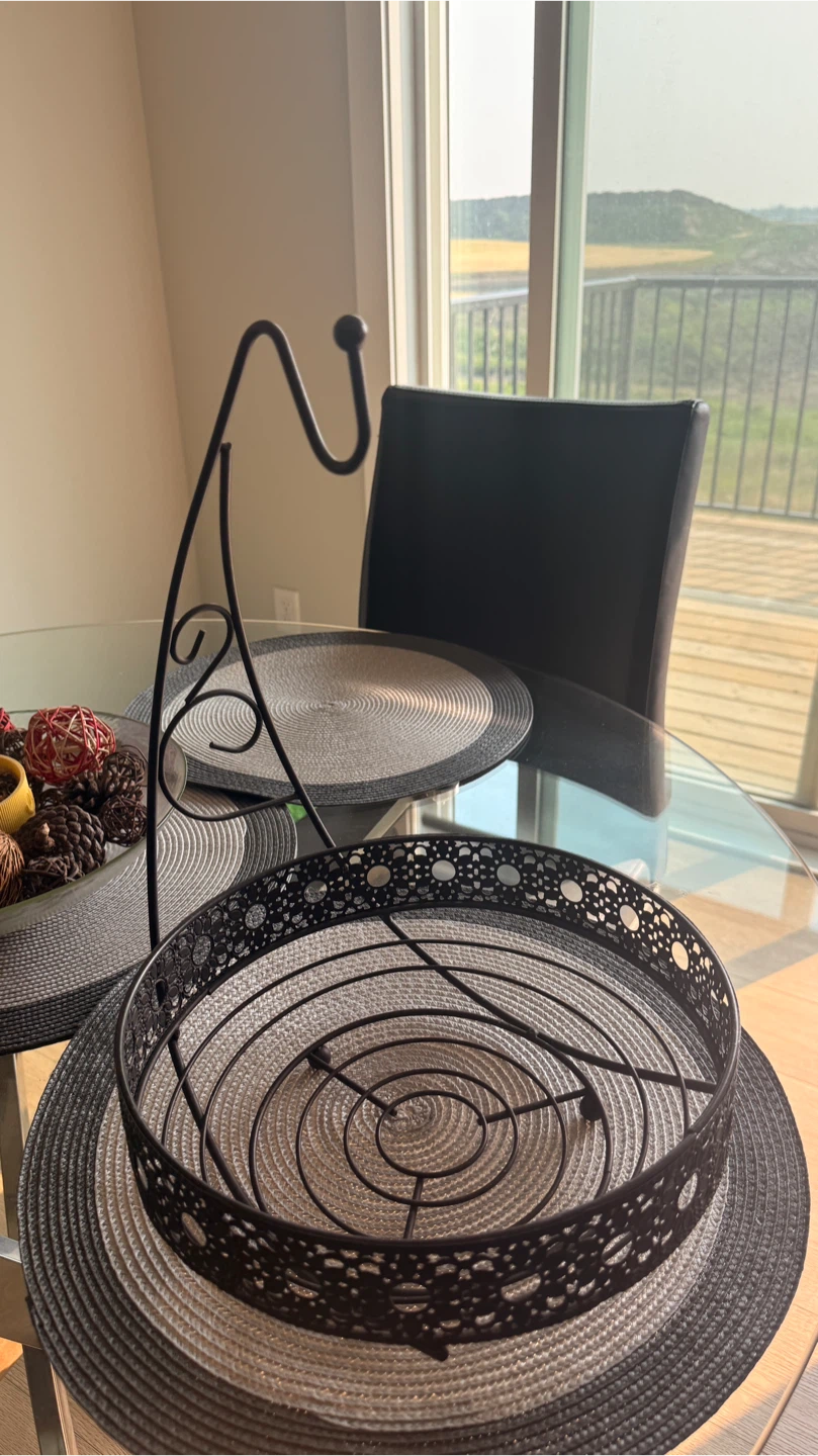 Decorative Fruit Bowl with Banana Hanger
