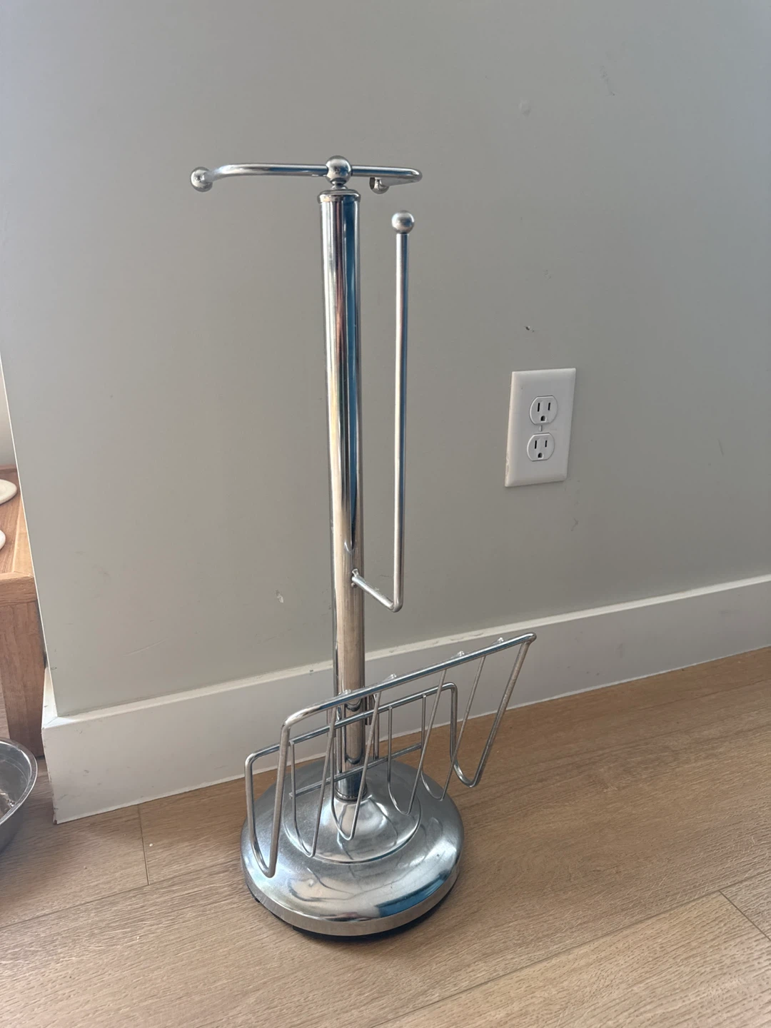 Freestanding Paper Towel Holder and Magazine Rack - photo 4