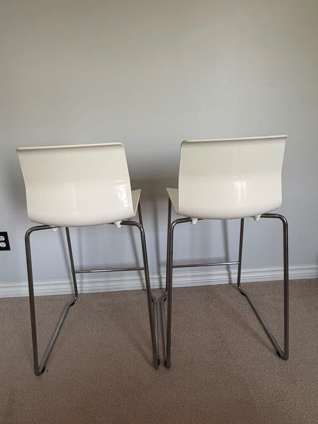 Two Ikea white bar stools with metal legs - photo 2