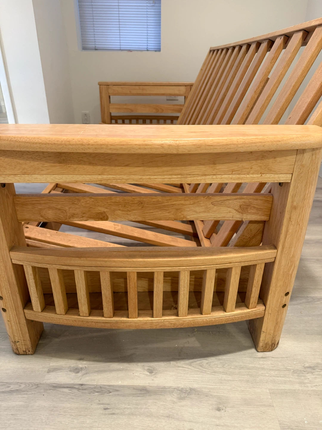 Gothic Furniture Futon - photo 5
