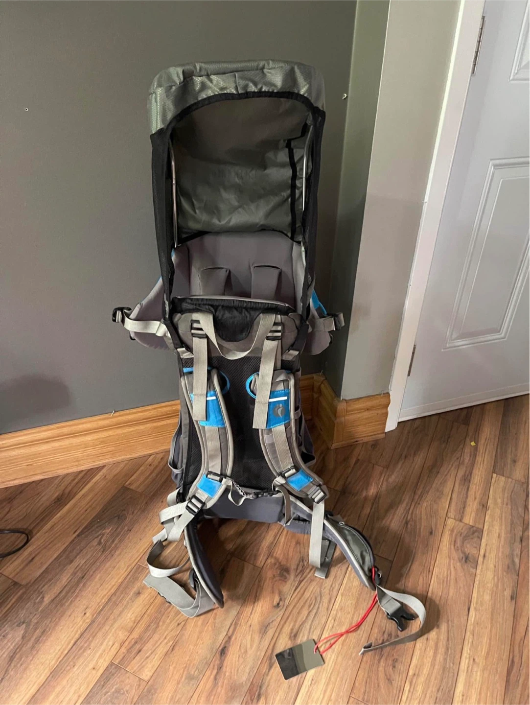 Hiking child carrier - photo 4