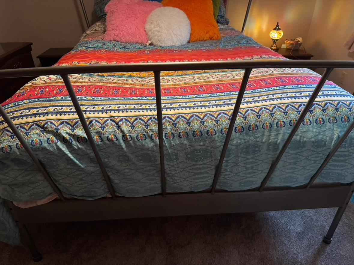 Queen Size Headboard and footboard - photo 2