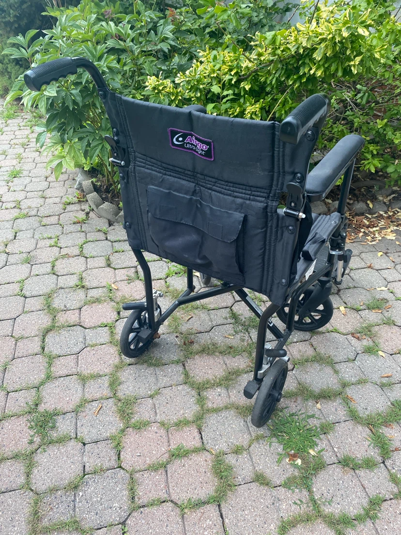Drive Medical Lightweight Transport Wheelchair - photo 2