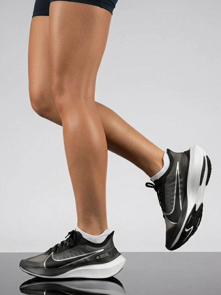 Women's Nike Zoom Gravity Running Sneakers US 9