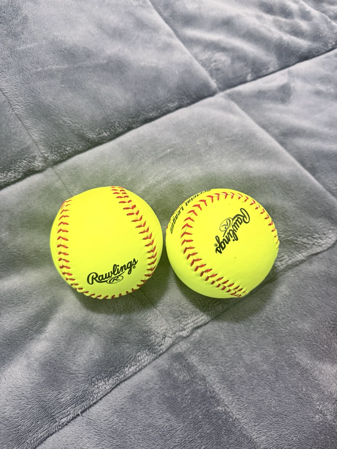 Rawlings Official League Softballs (2 Pack)