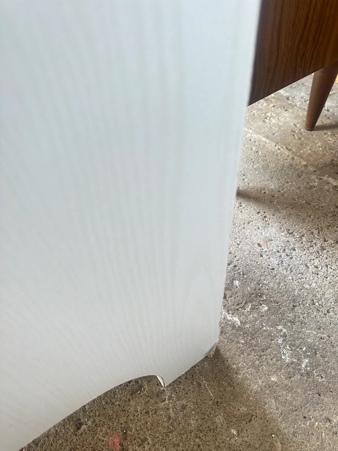 White nightstand. - photo 5