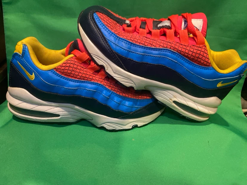 Nike Air Max 95 Kids Shoes