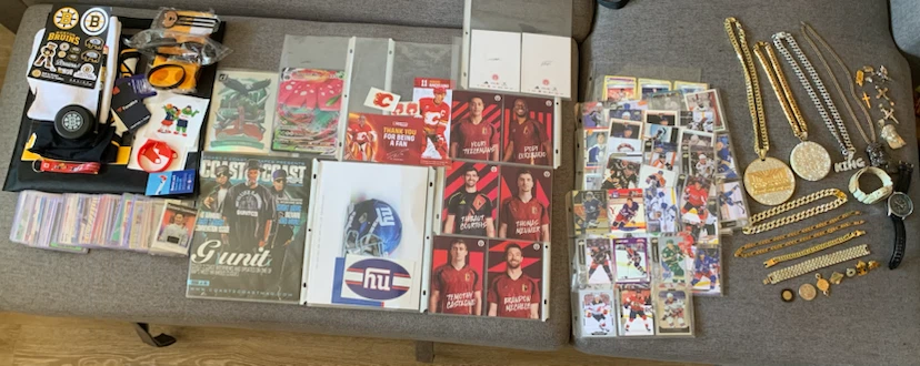 Collectibles, memorabilia & jewelry - photo 3