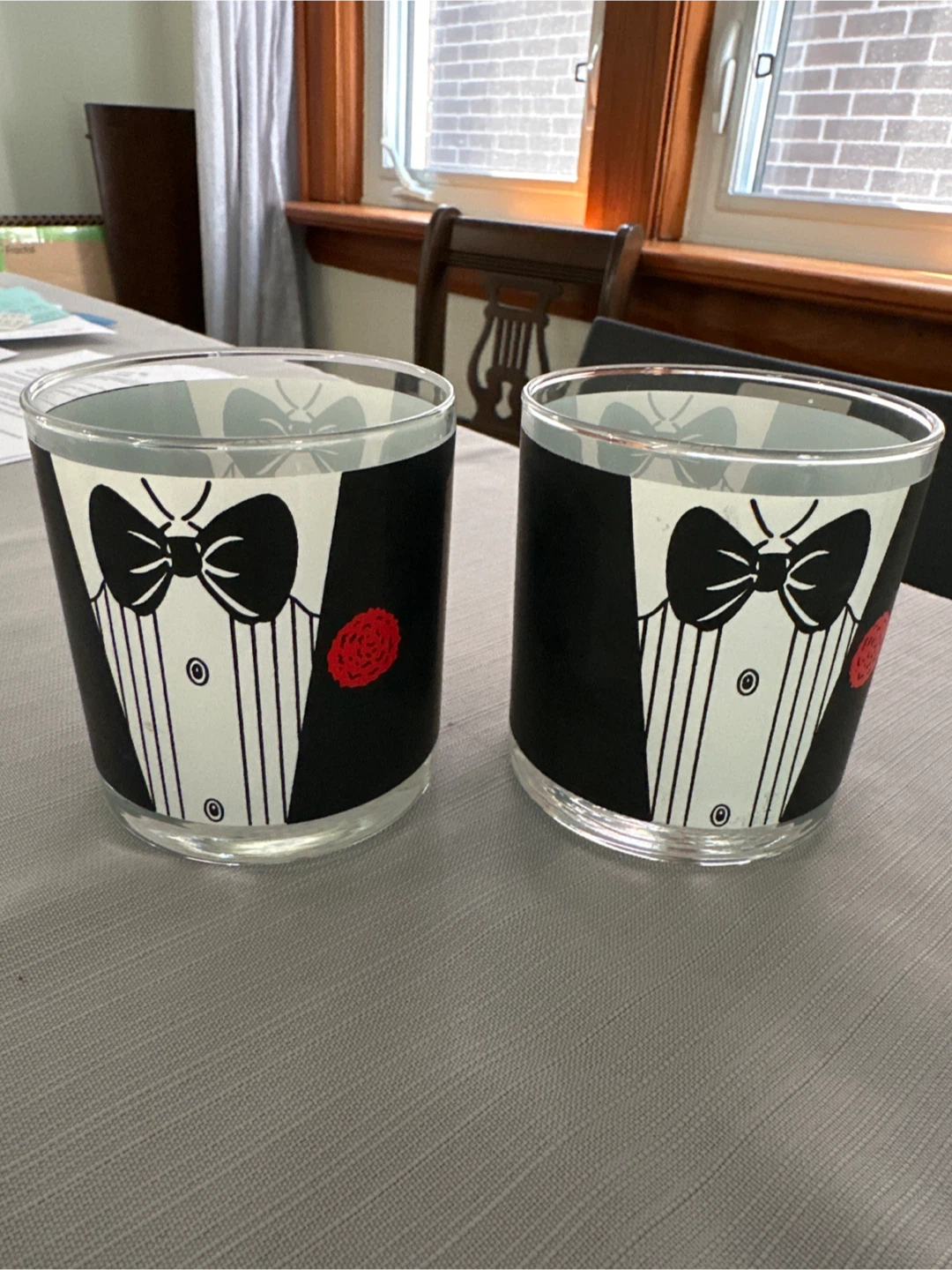 Set of 2 Tuxedo Glasses 🤵🏻