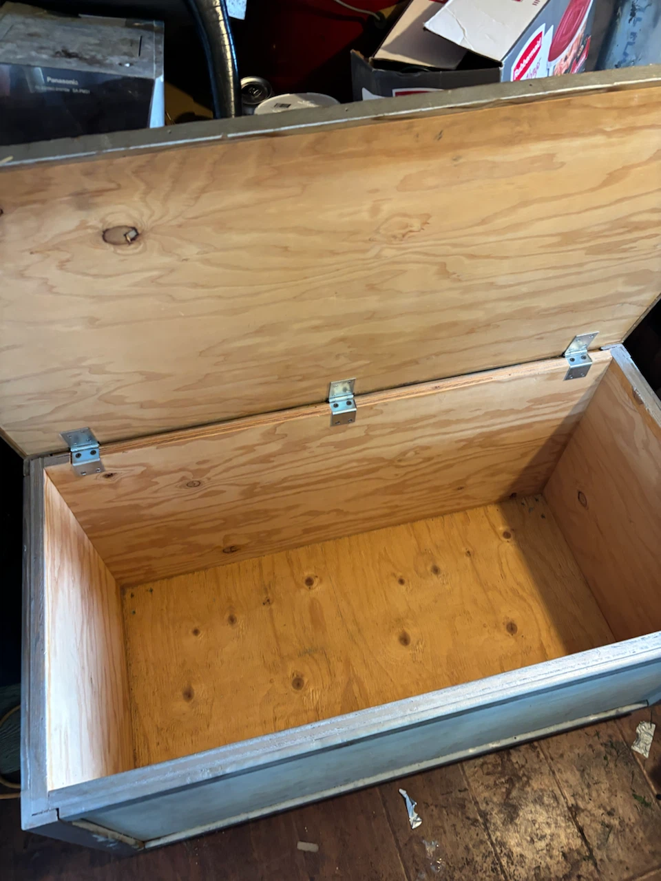 Wooden Storage Trunk or toy box - photo 2