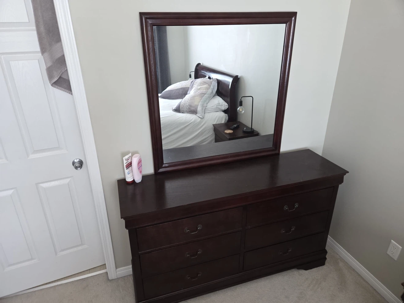 Dark Wood bedroom suite set - photo 4